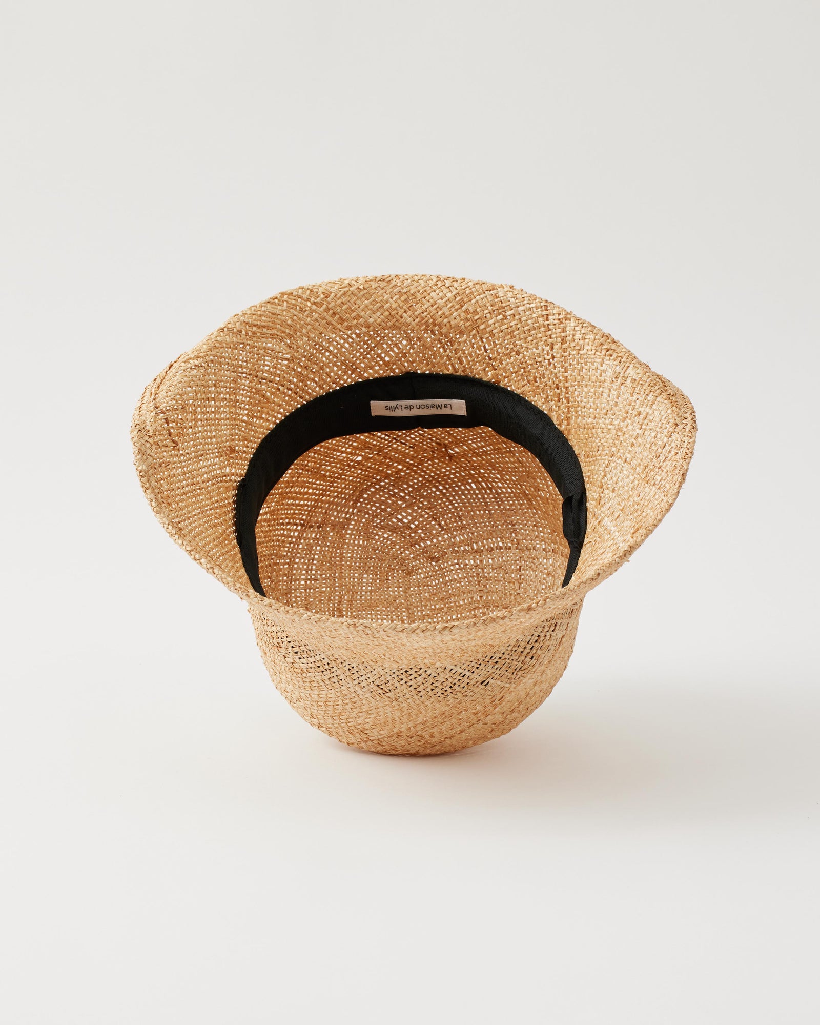 CLOCHE ｸﾛｯｼｪ – La Maison de Lyllis