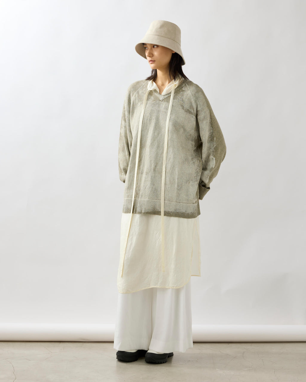 LINEN POTHAT