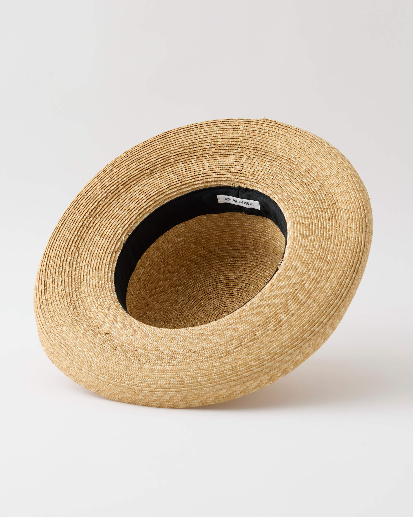 ROAD STRAW