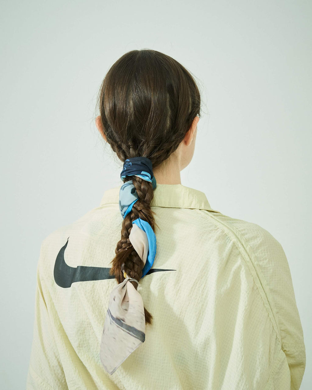 LY Postcard scarf