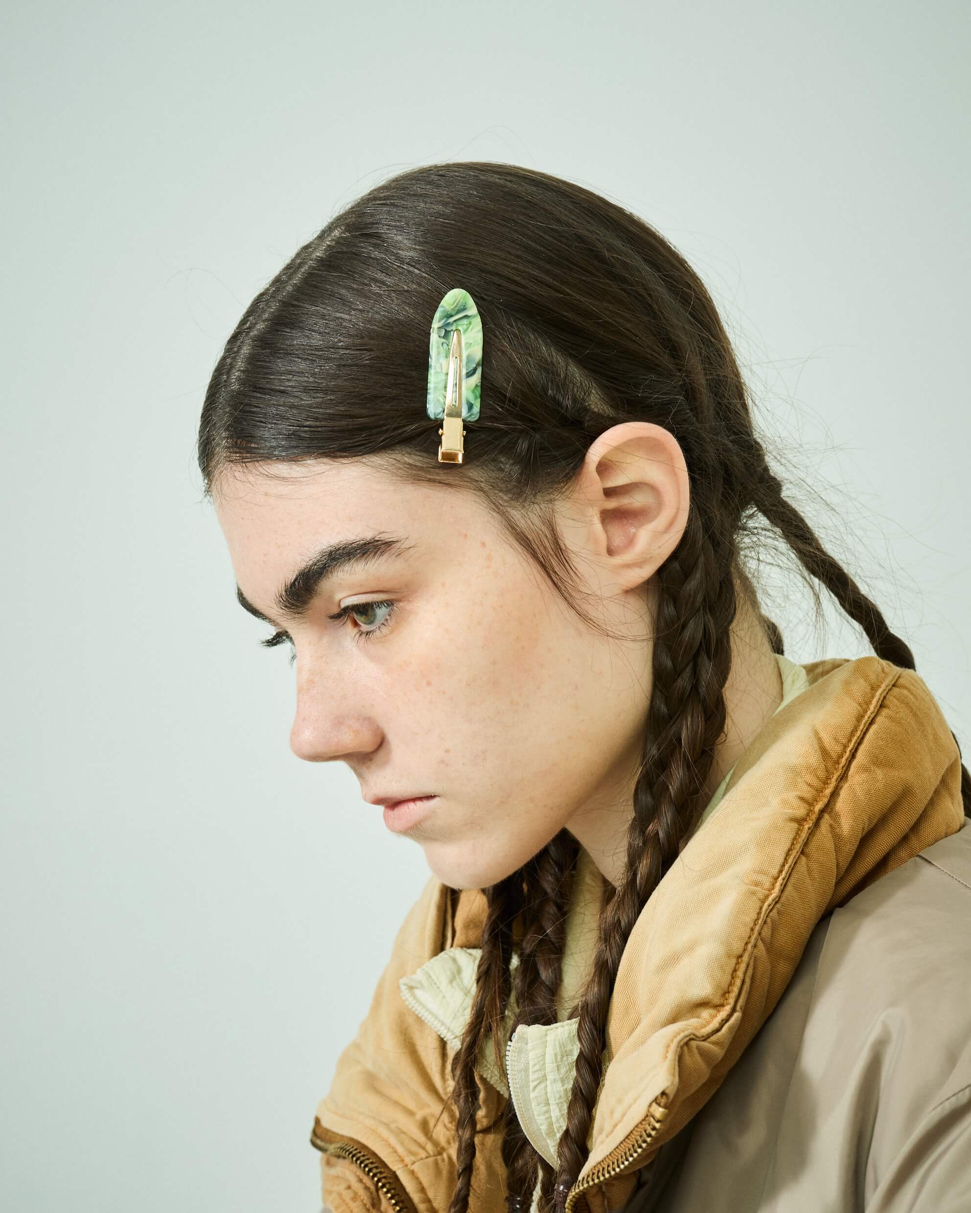 LY Tile clip