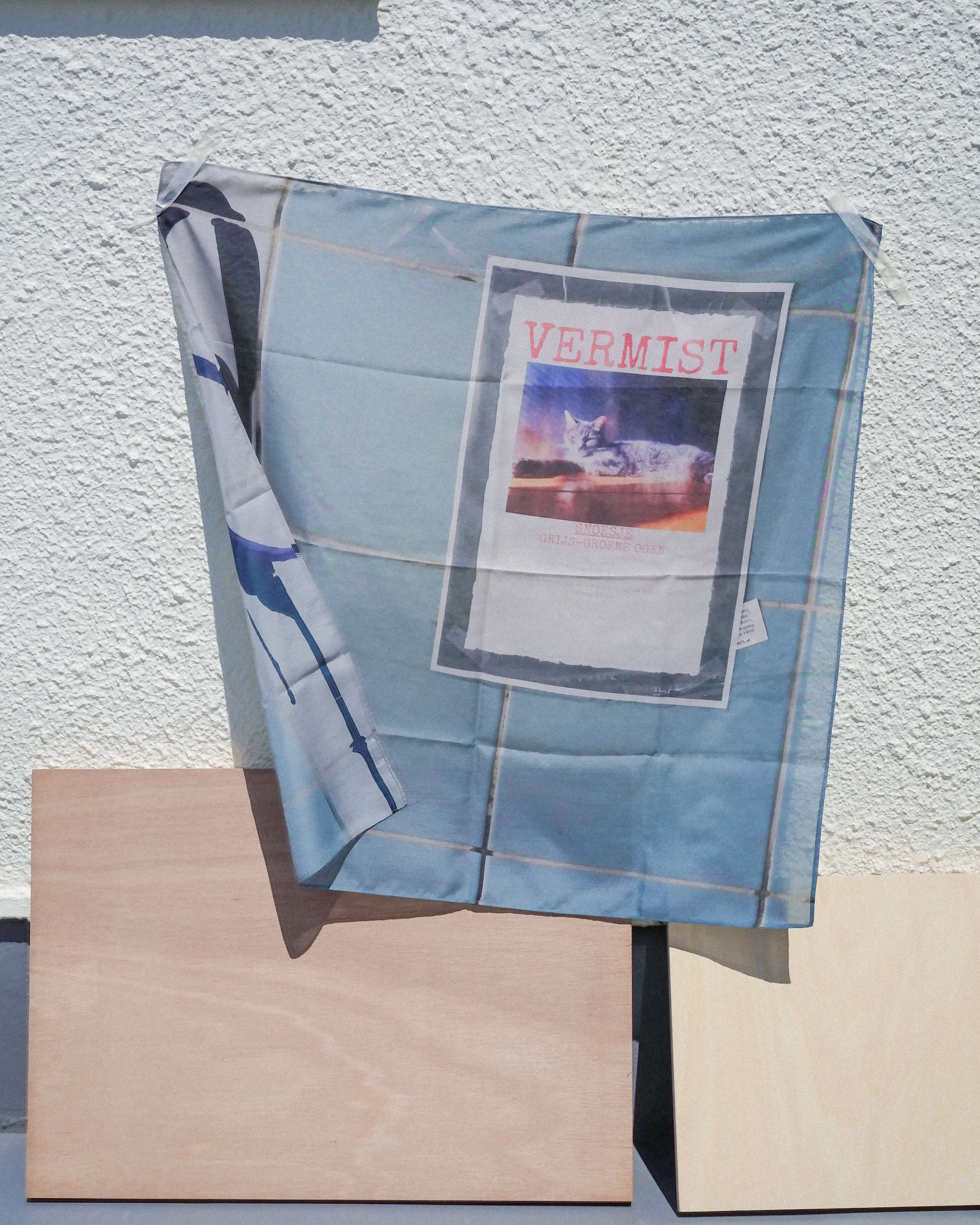 LY Postcard scarf