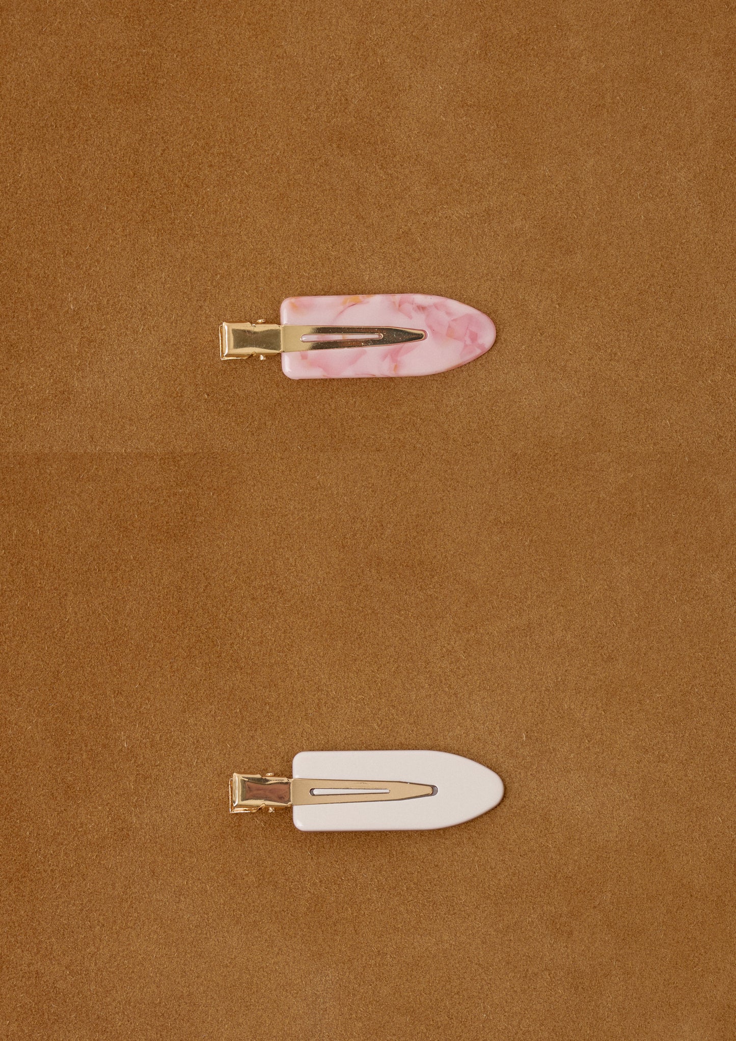 Tile clip