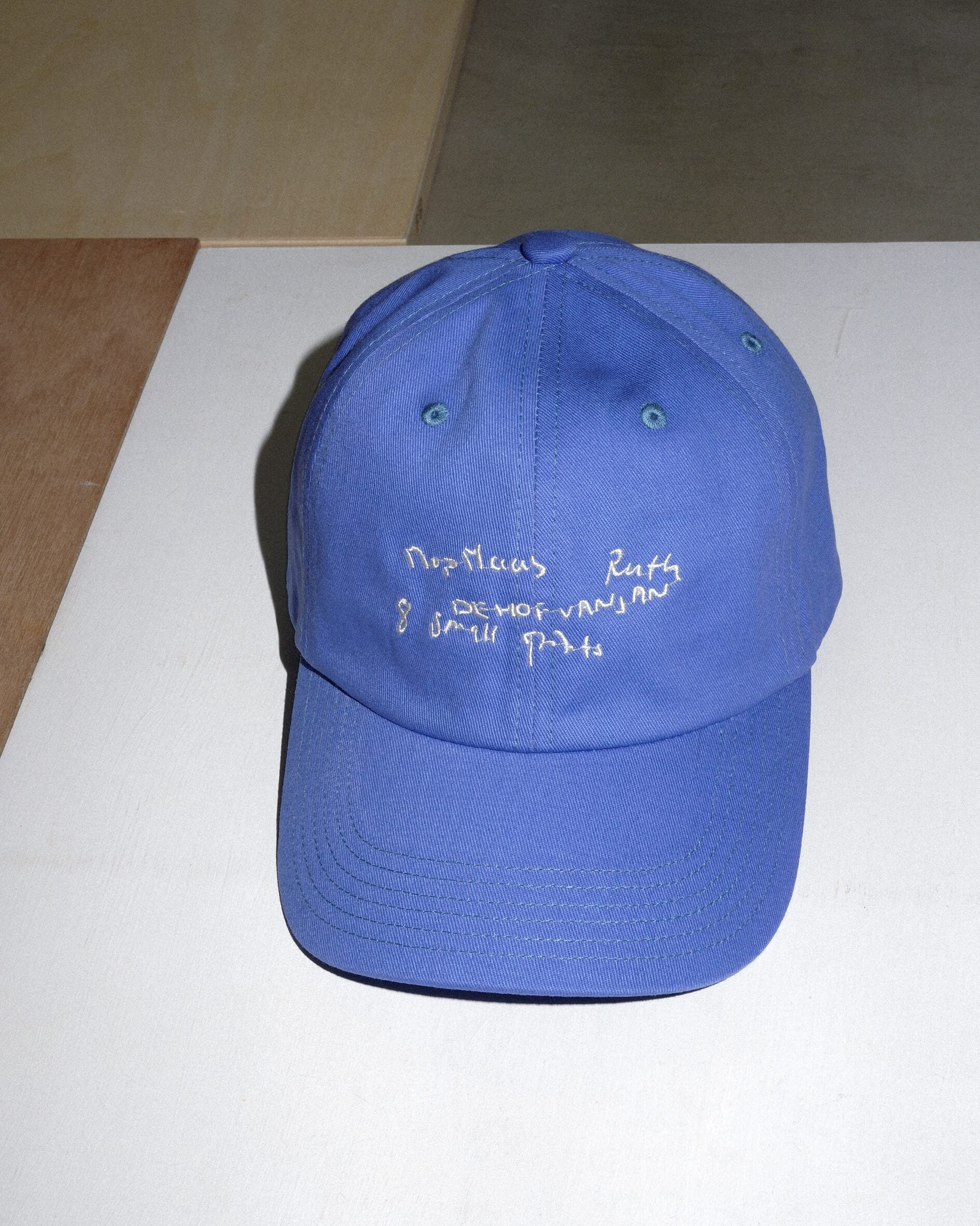 Letter cap – La Maison de Lyllis